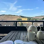 Schoene Aussicht *